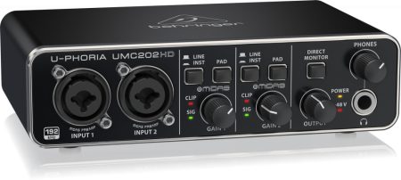 BEHRINGER UMC202HD USB HANGKÁRTYA